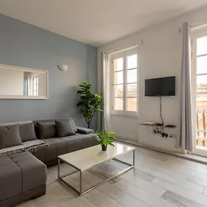 https://historic-penthouse-cityapartmentstay.hotelssaintjulians.com